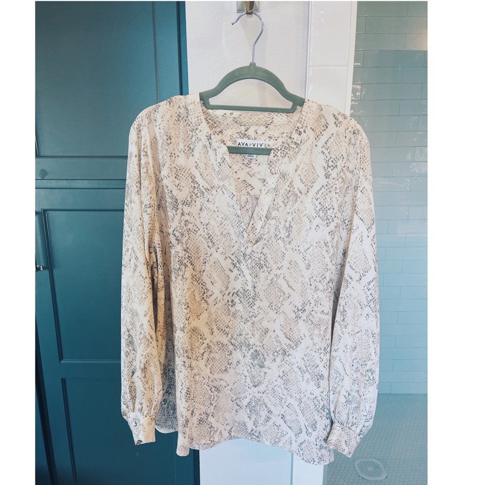 Ava & Viv snake print blouse